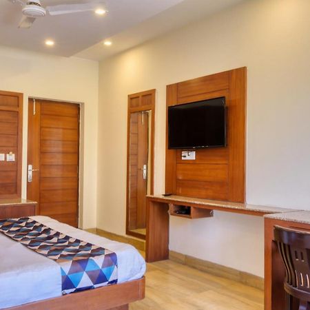 Basera Hotel ムスーリー エクステリア 写真