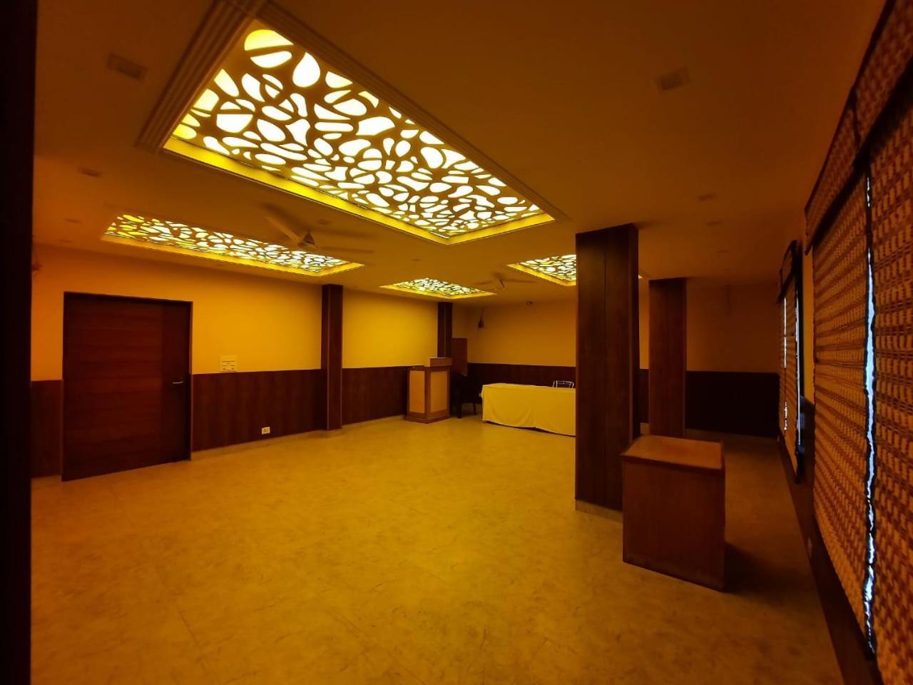 Basera Hotel ムスーリー エクステリア 写真