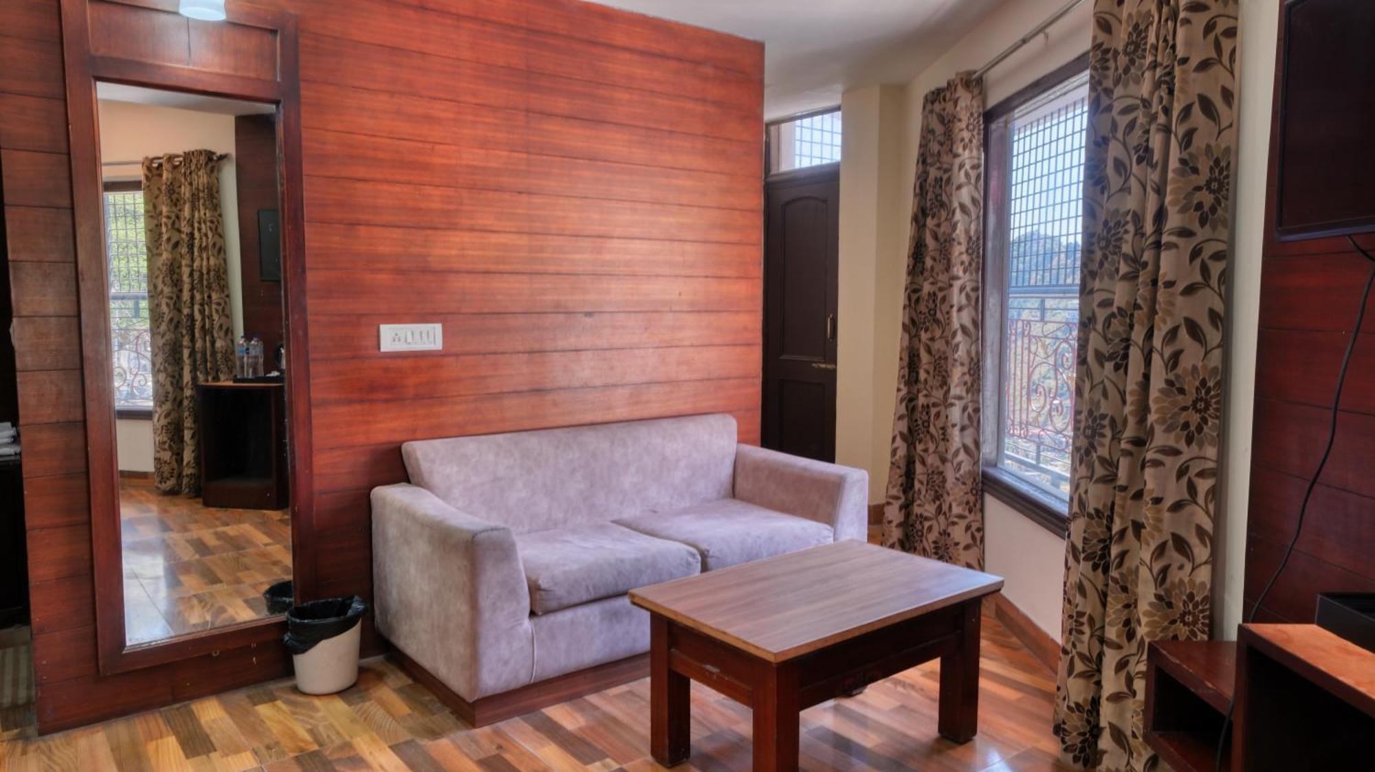 Basera Hotel ムスーリー エクステリア 写真