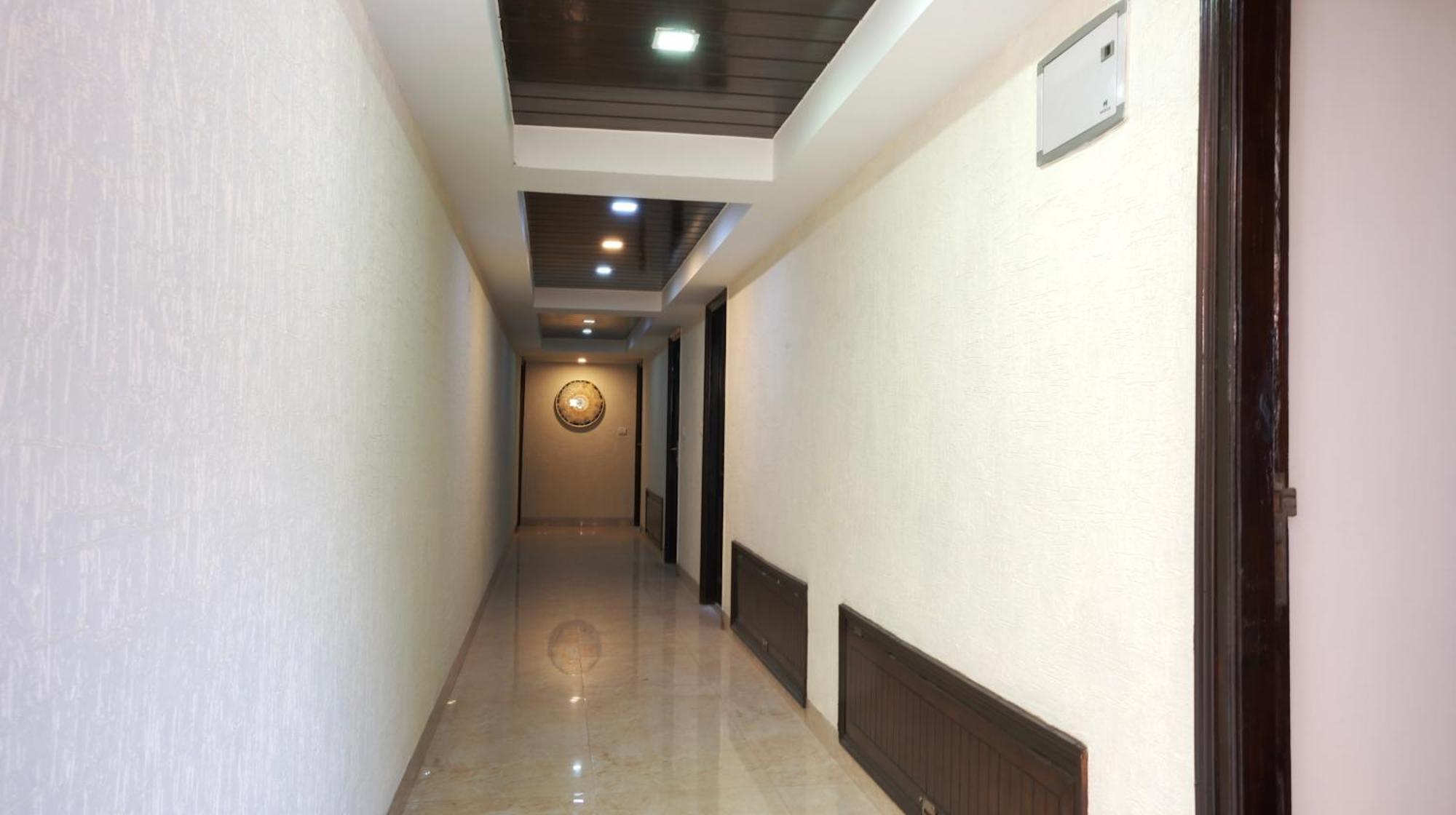 Basera Hotel ムスーリー エクステリア 写真
